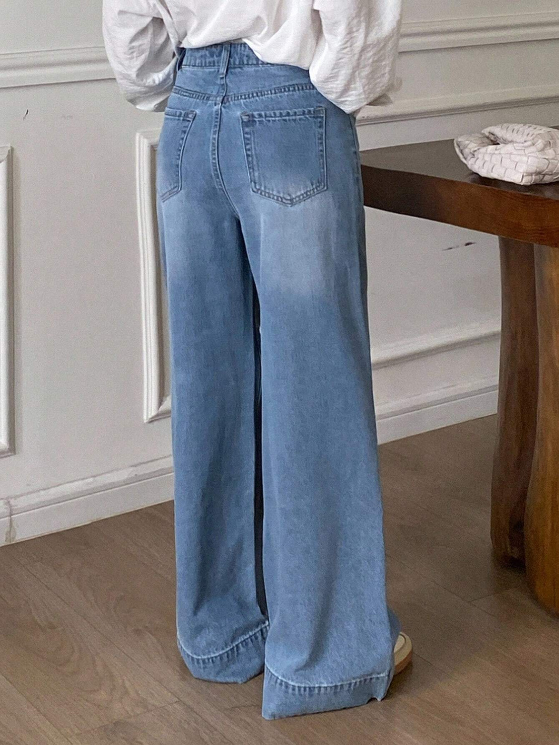 Image of Qeboo Collection Flared Women Light Blue Jeans