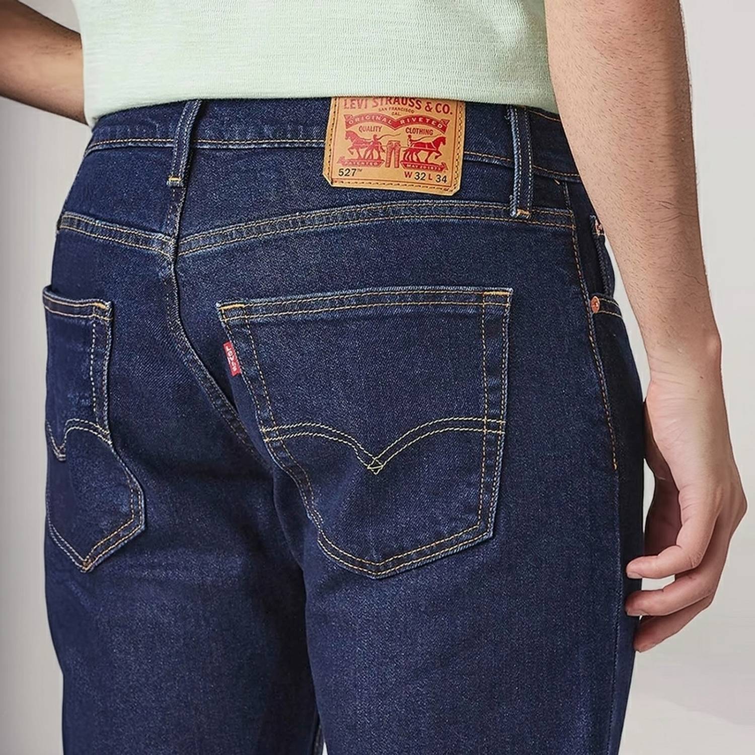 LEVI'S Boot-Leg Men Blue Jeans - Image 5