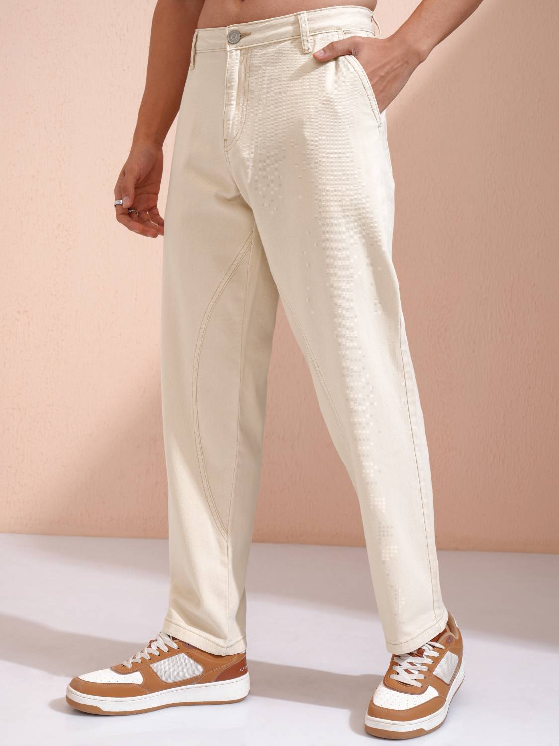 HIGHLANDER Relaxed Fit Men Beige Jeans - Image 4