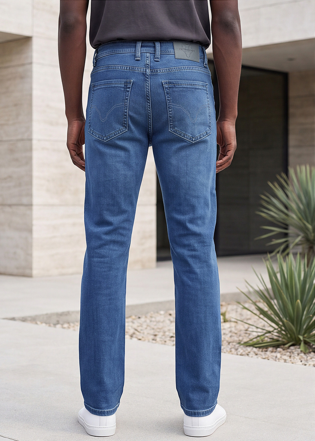 Image of INTEGRITI Men Straight Fit Mid Rise Light Blue Jeans