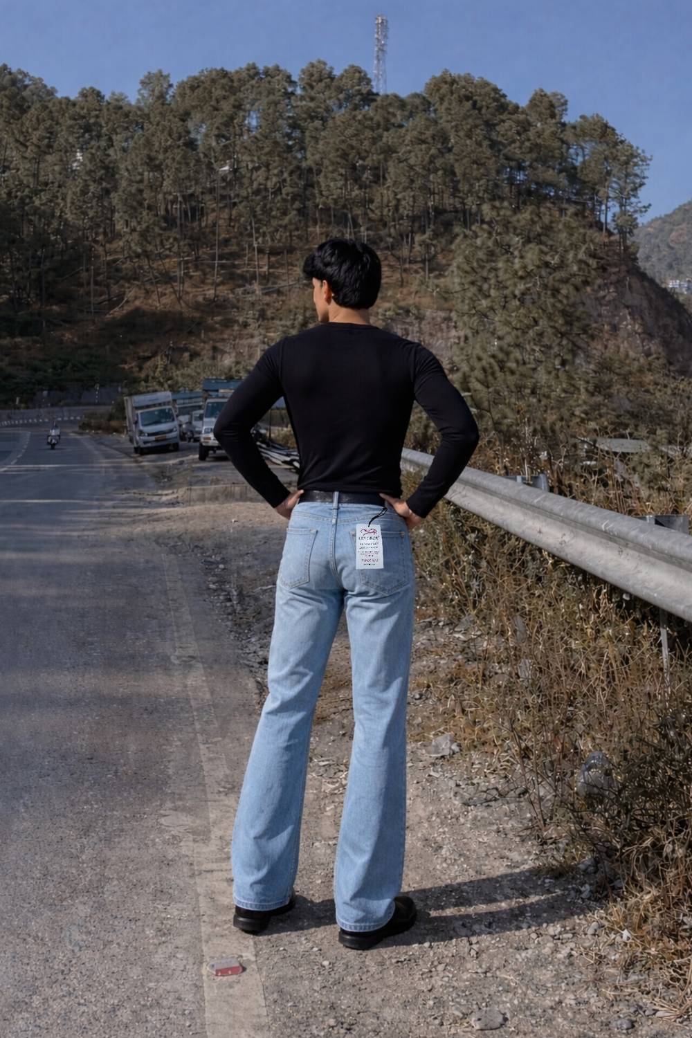 LEVORCE Flared Men Light Blue Jeans - Image 2
