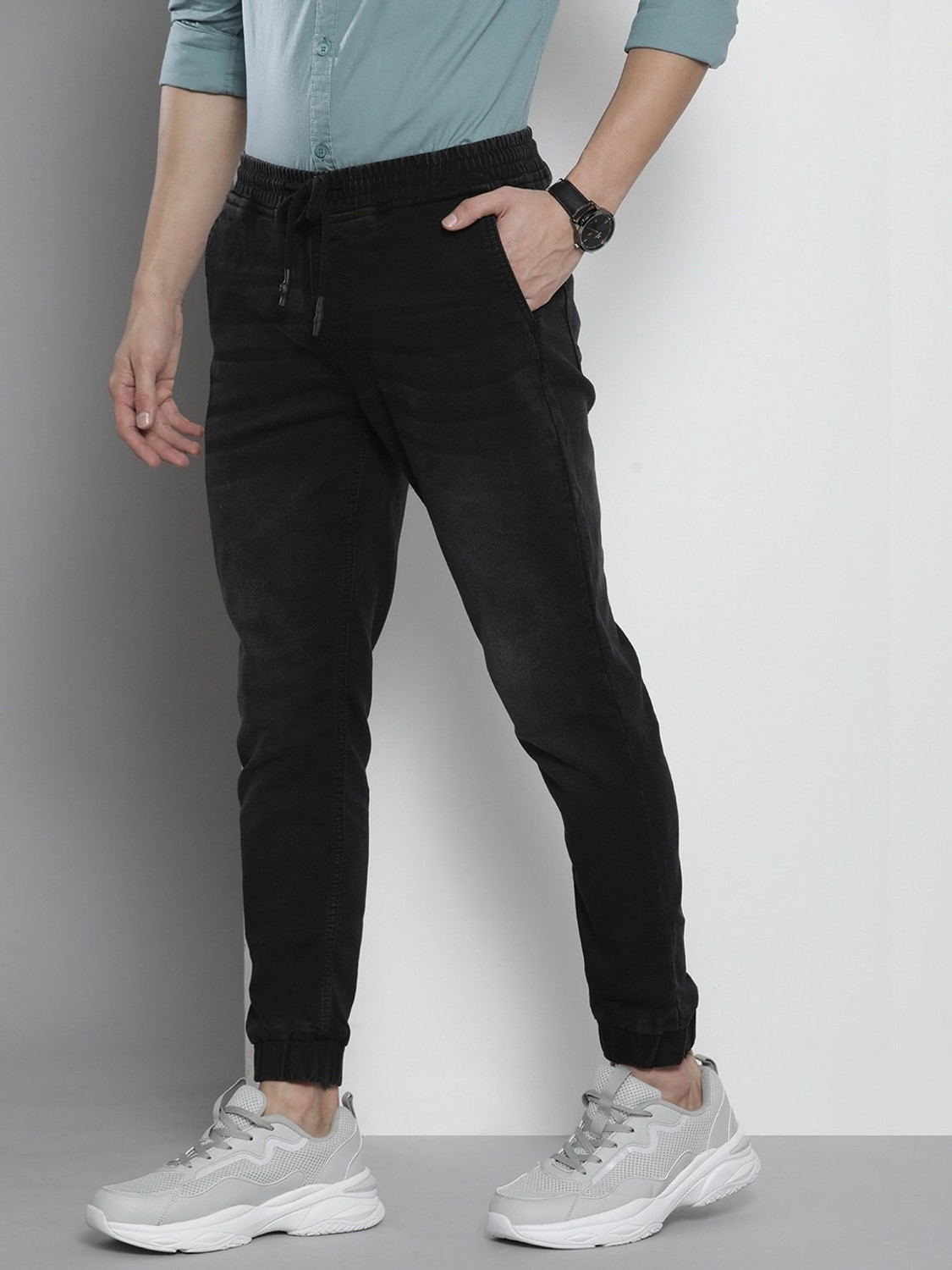 Image of The Indian Garage Co. Slim Men Black Jeans