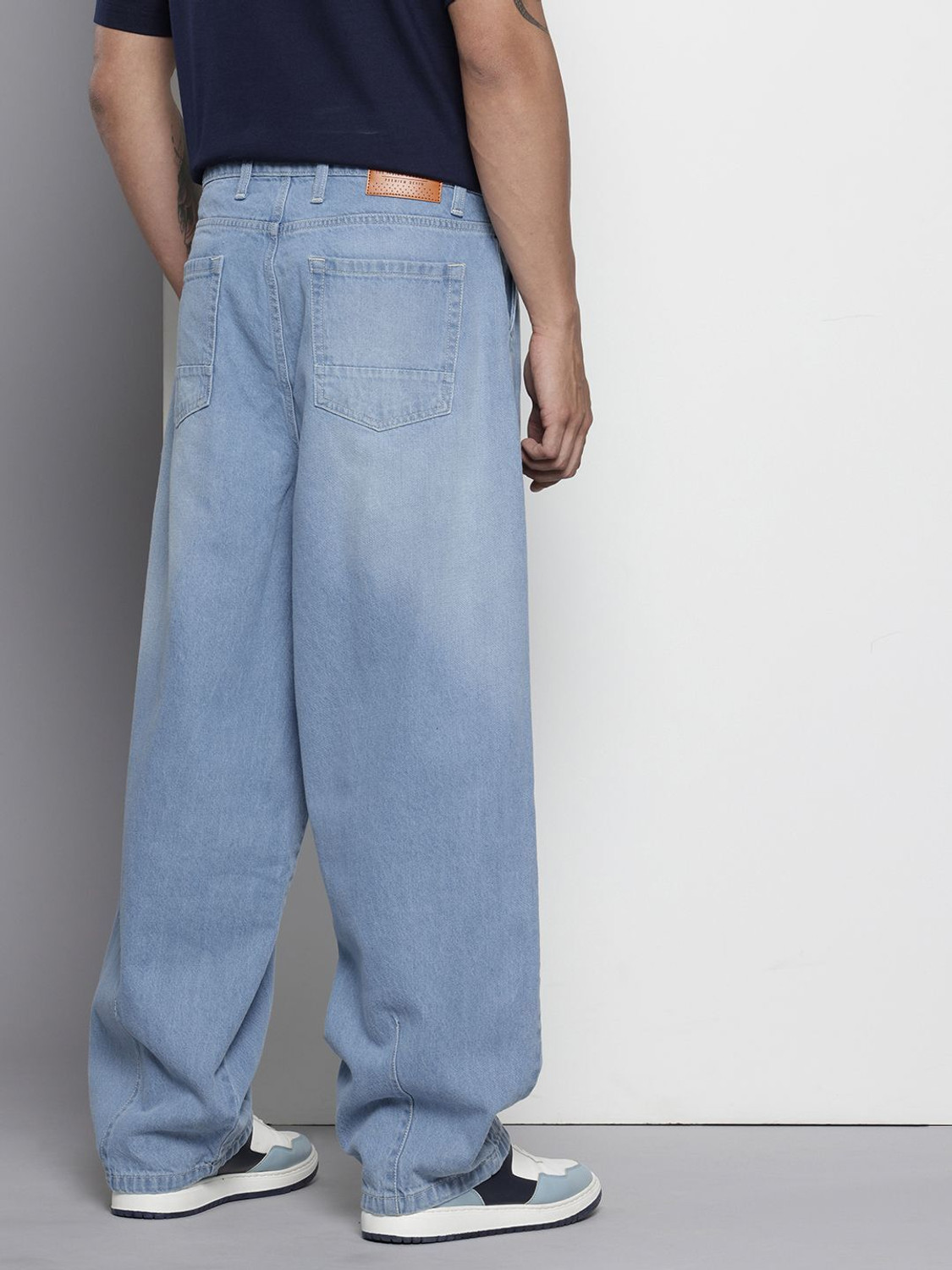 Image of The Indian Garage Co. Loose Fit Men Blue Jeans