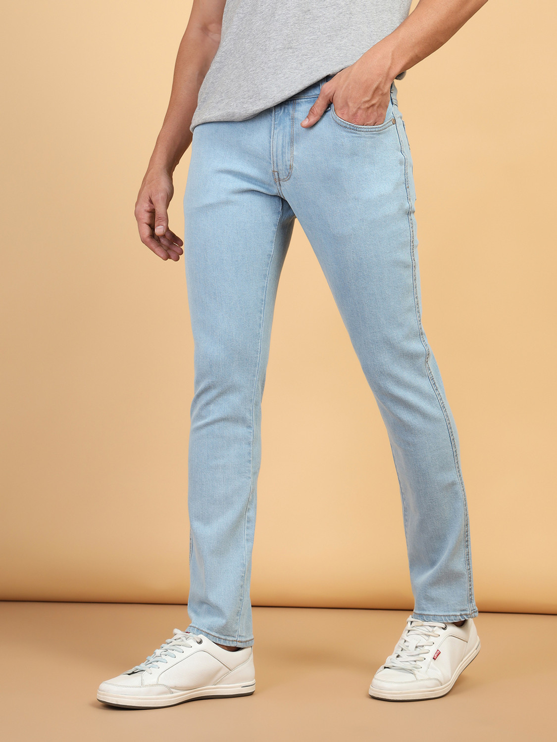 Image of Wrangler Slim Men Light Blue Jeans