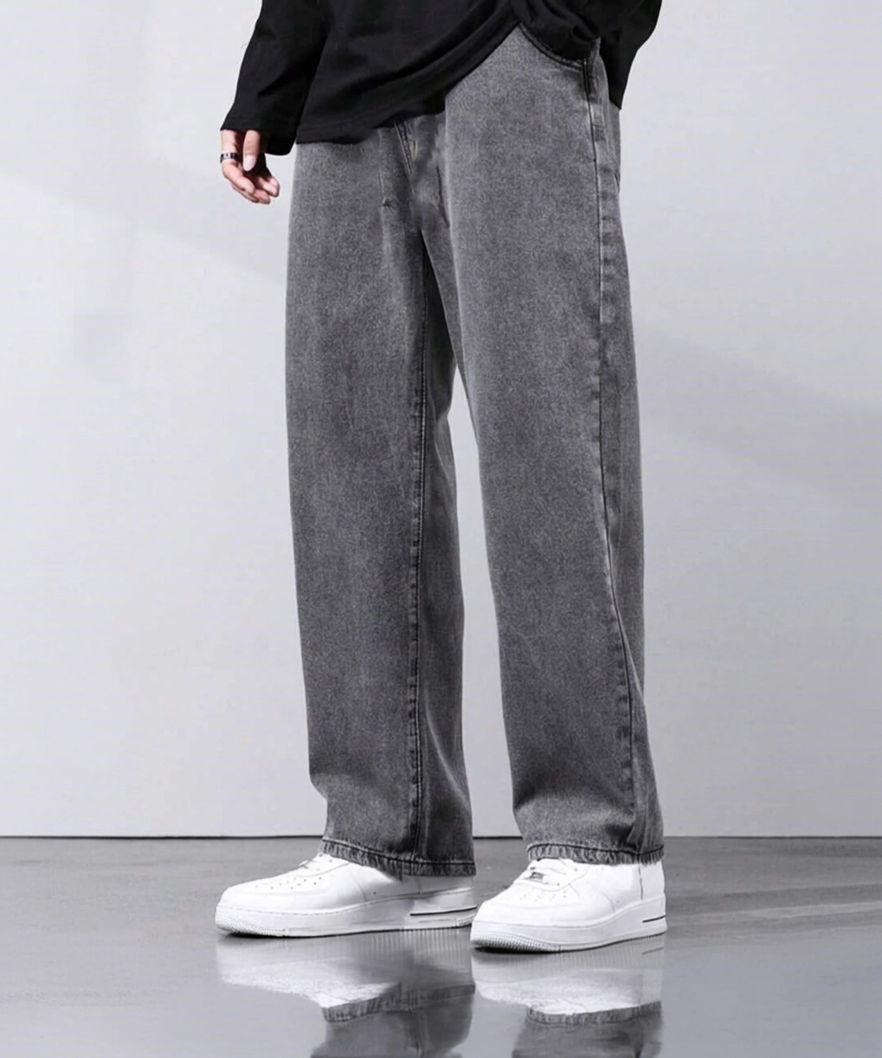 Image of James Webb Loose Fit Men Grey Jeans
