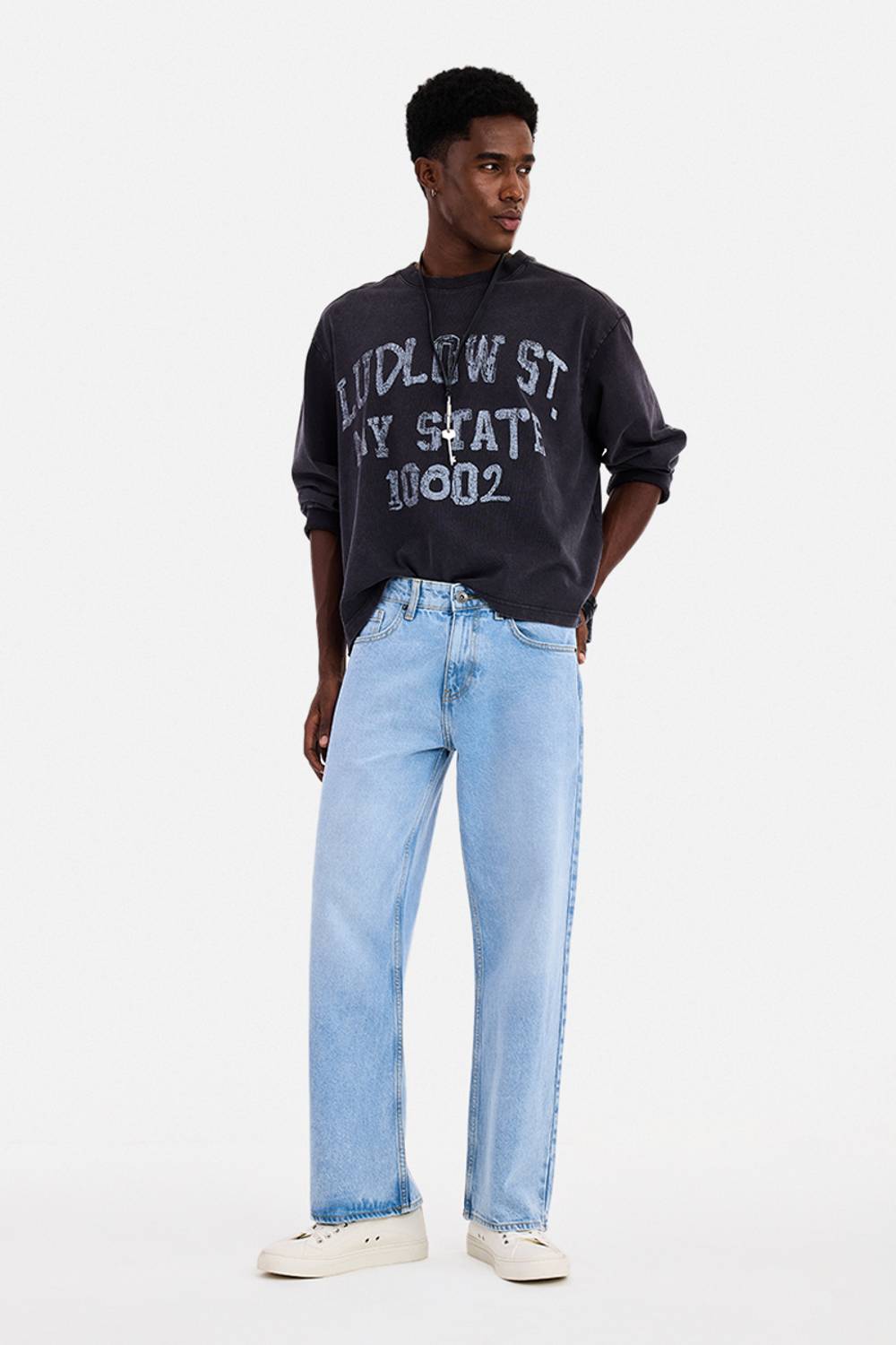 Snitch Men Loose Fit Mid Rise Light Blue Jeans - Image 2