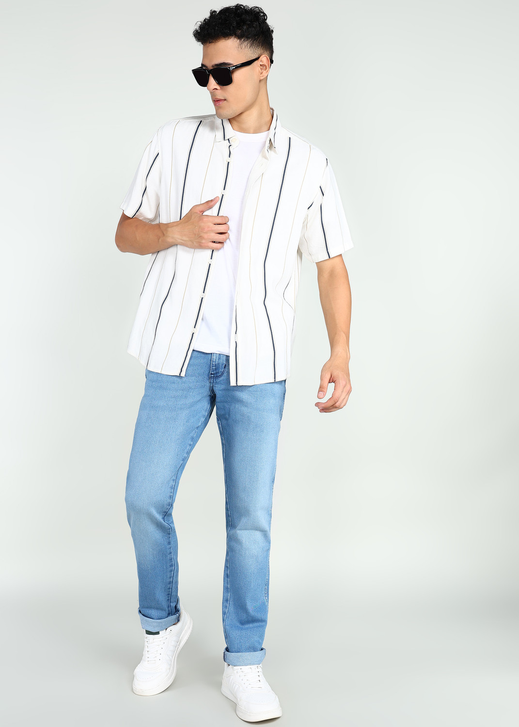 Image of Wrangler Slim Men Blue Jeans