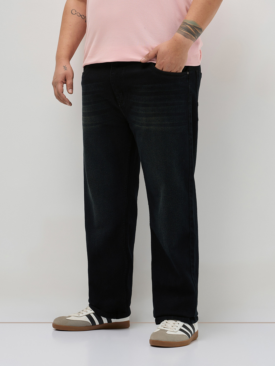 Image of Urbano Plus Regular Men Black Jeans