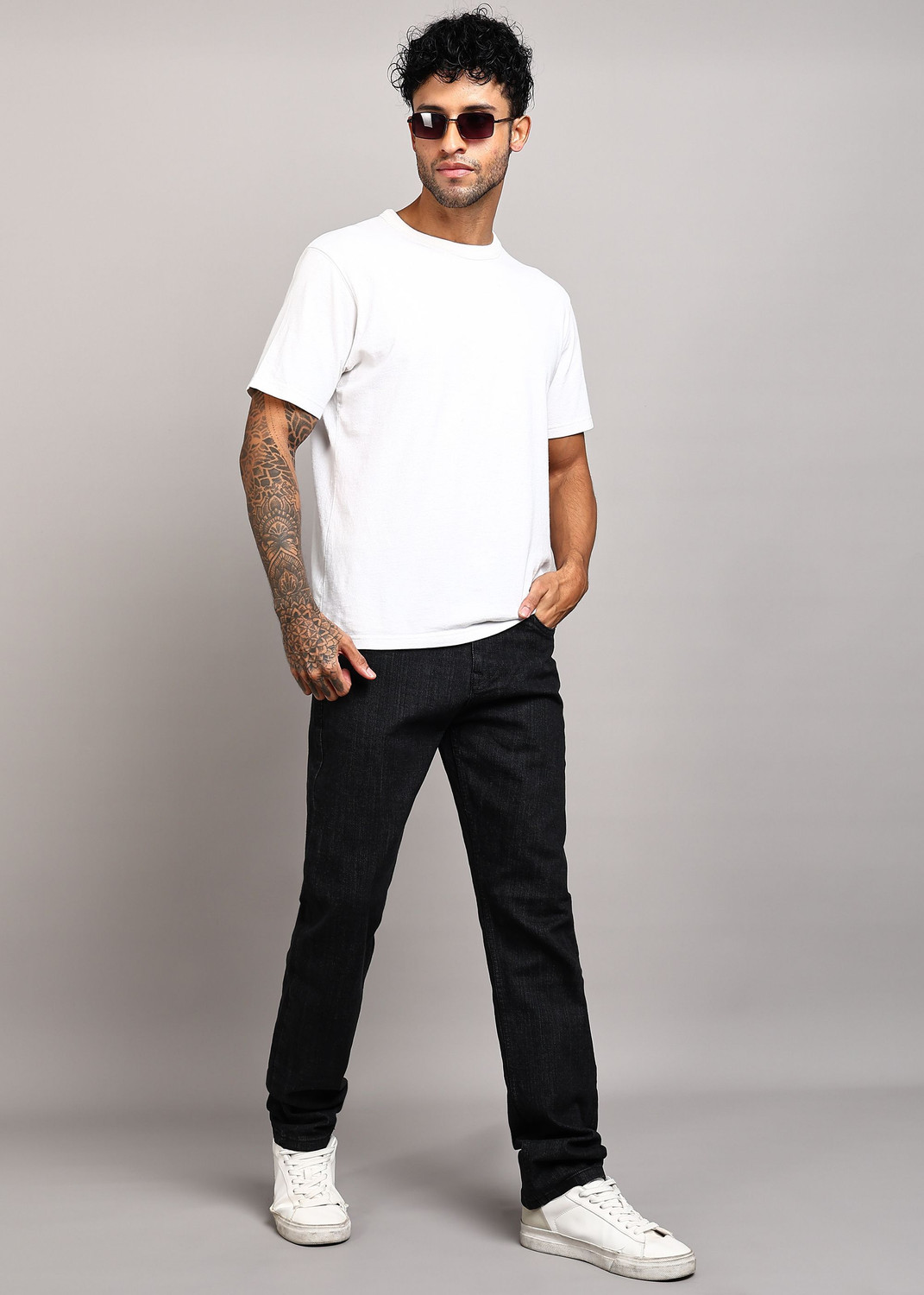 Image of INTEGRITI Men Straight Fit Mid Rise Black Jeans