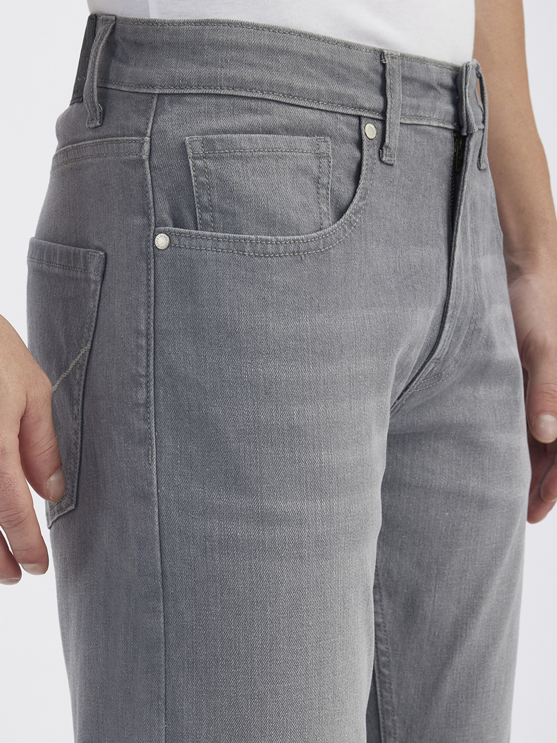 Image of Pepe Jeans Men Straight Fit Mid Rise Grey Jeans