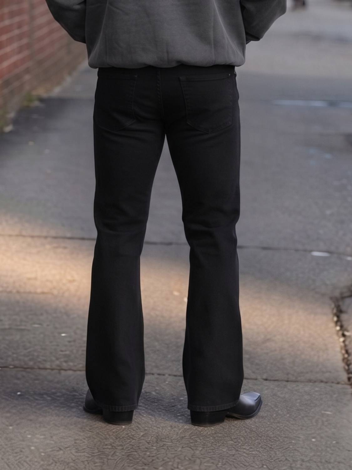 woomny Boot-Leg Men Black Jeans - Image 2