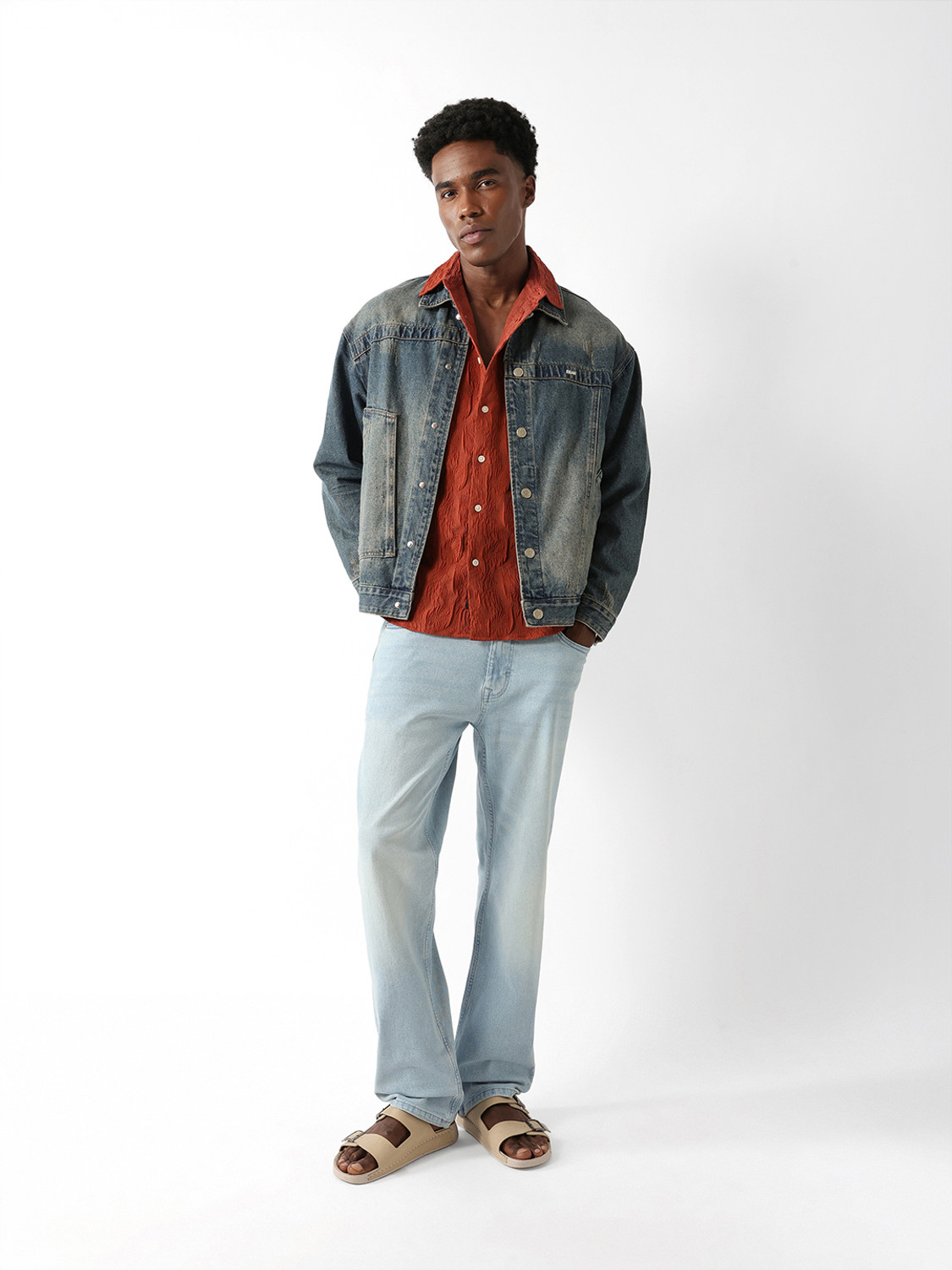 Image of THE BEAR HOUSE Straight Fit Men Light Blue Jeans