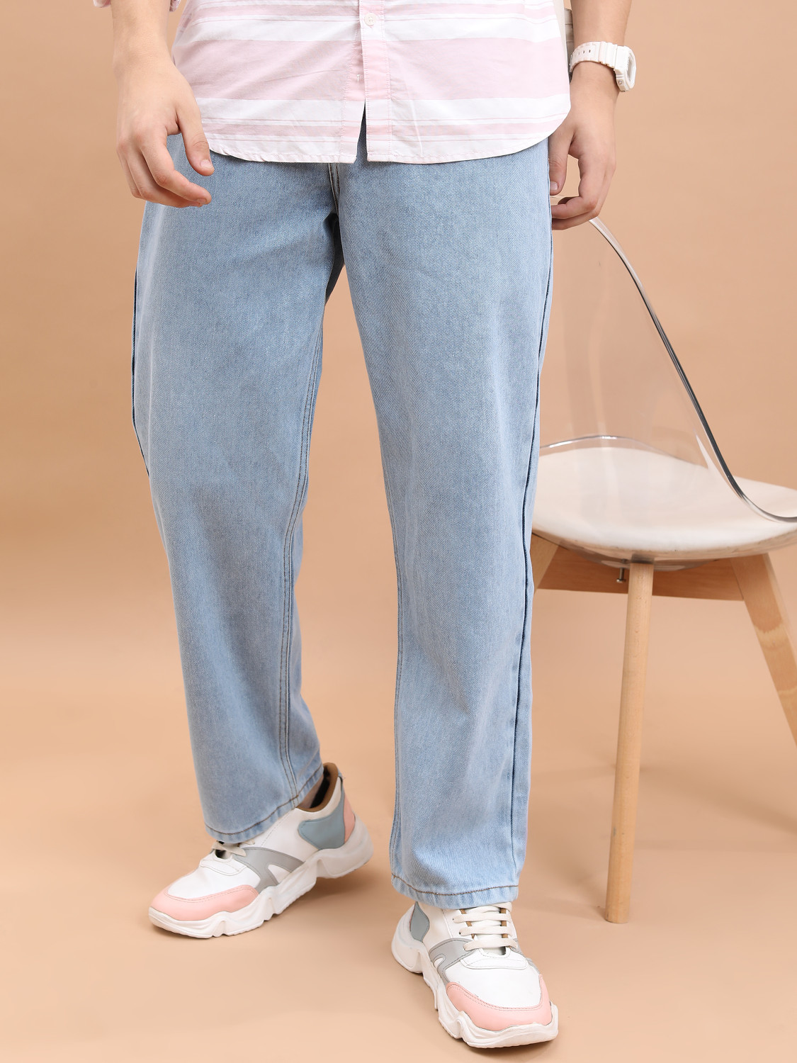 Image of HIGHLANDER Relaxed Fit Men Light Blue Jeans