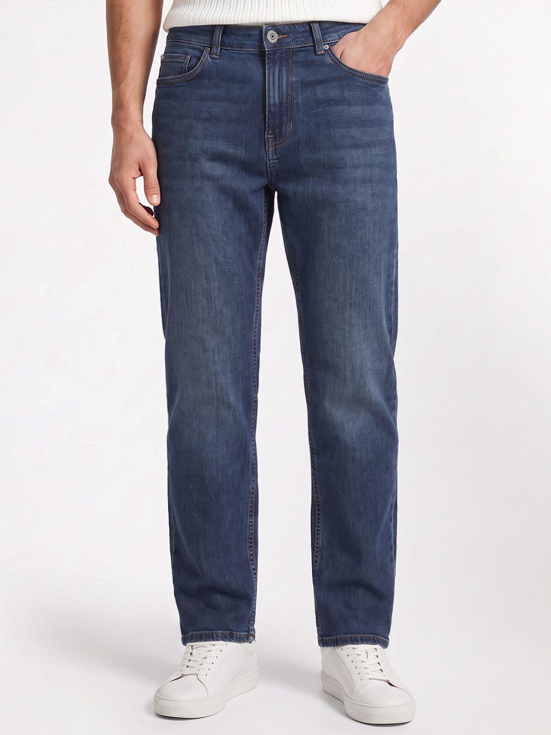 Image of Spykar Straight Fit Men Blue Jeans
