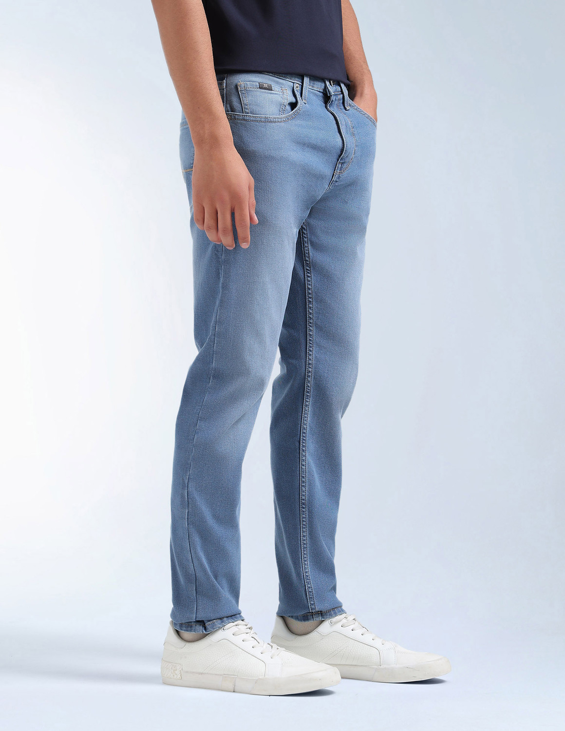 Image of FLYING MACHINE Tapered Fit Men Blue Jeans