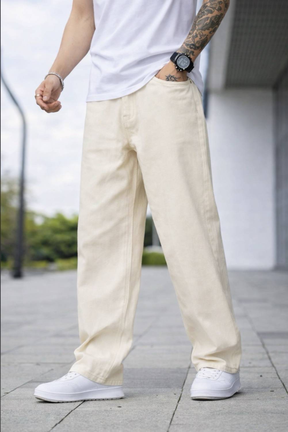RileyRush Relaxed Fit Men Beige Jeans - Image 1