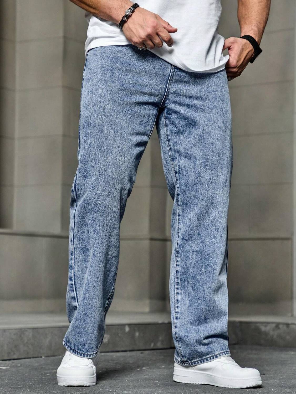 DENIM LOOK Loose Fit Men Blue Jeans - Image 1