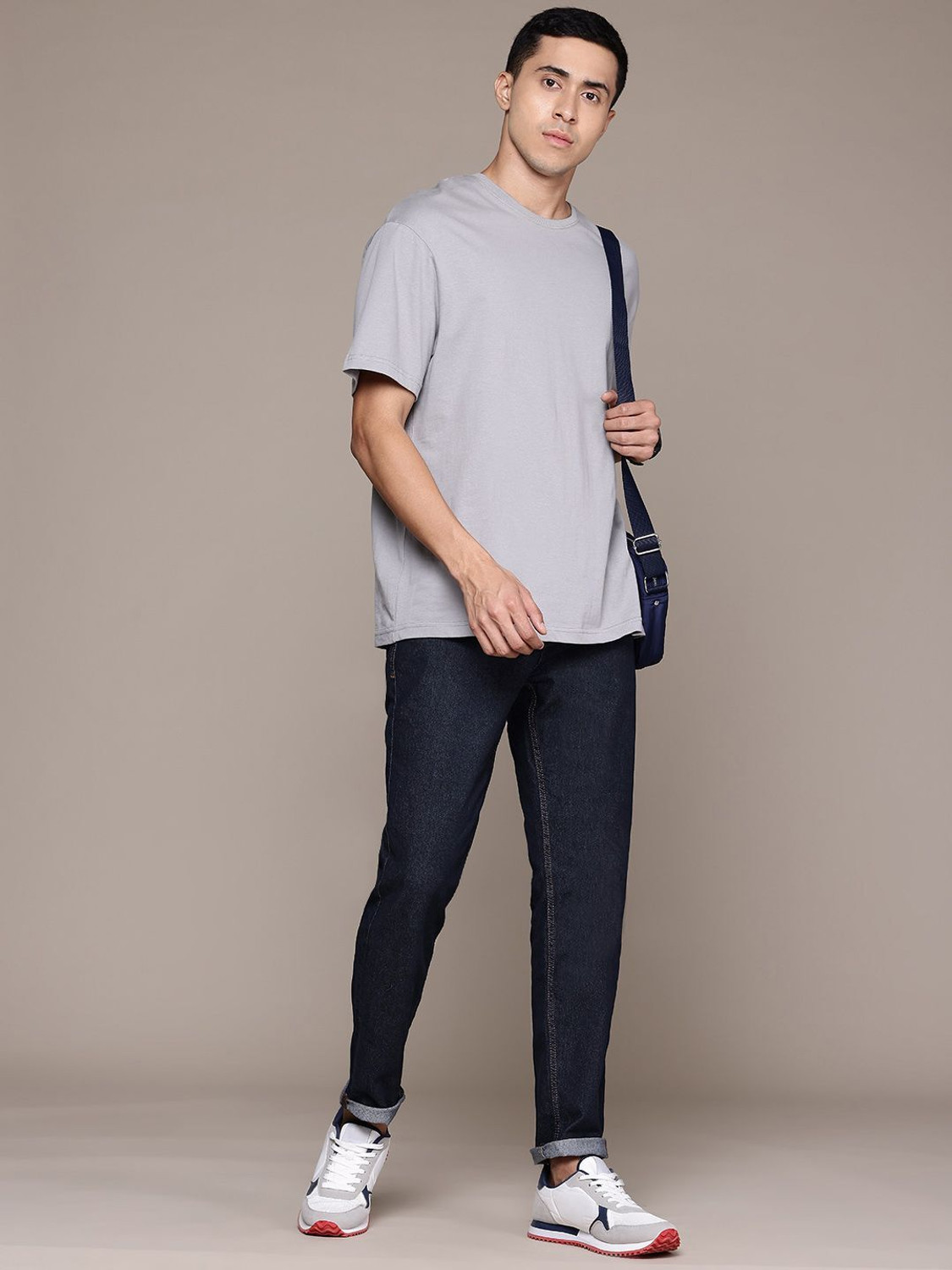 Image of Roadster Tapered Fit Men Blue Jeans