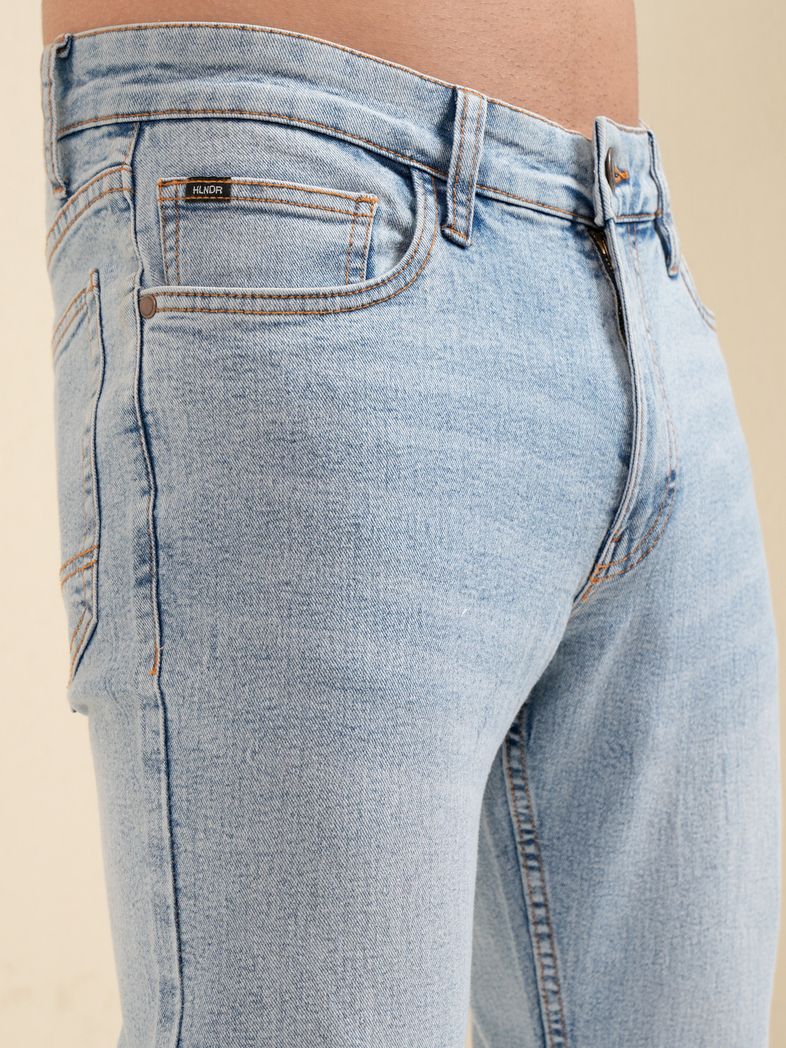 Image of HIGHLANDER Men Straight Fit Mid Rise Light Blue Jeans