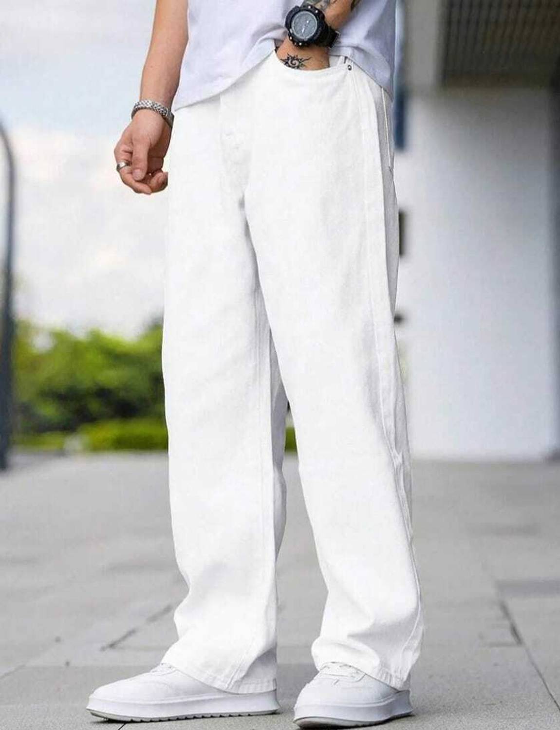 wearworld Loose Fit Men White Jeans - Image 3