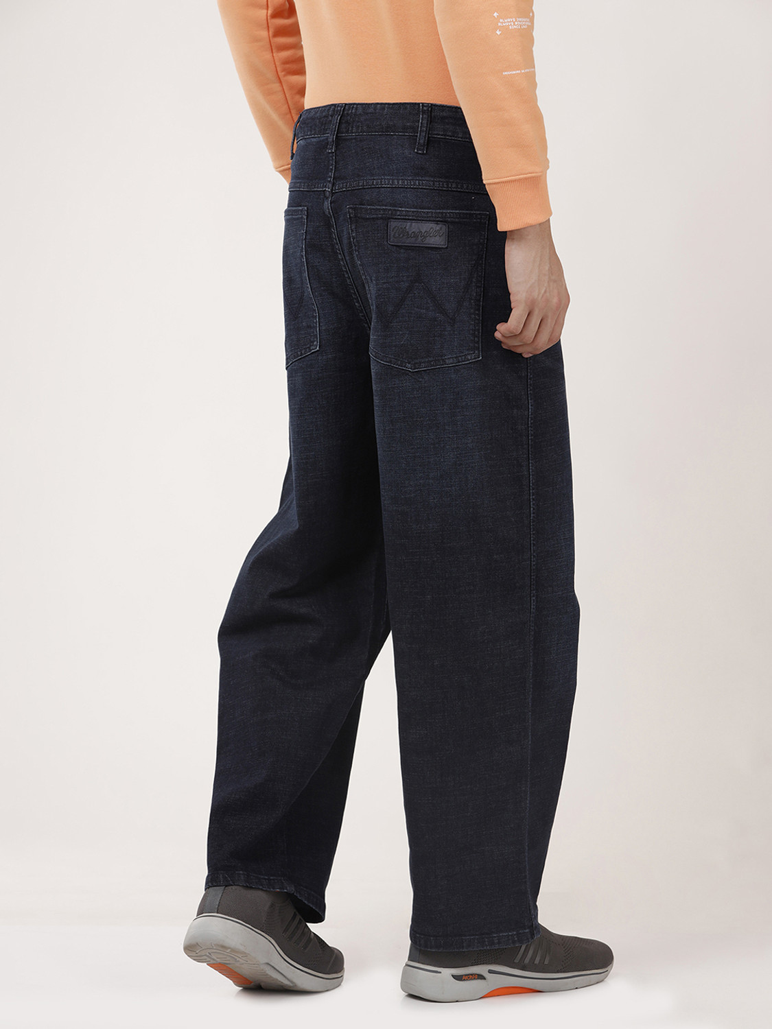 Image of Wrangler Loose Fit Men Blue Jeans