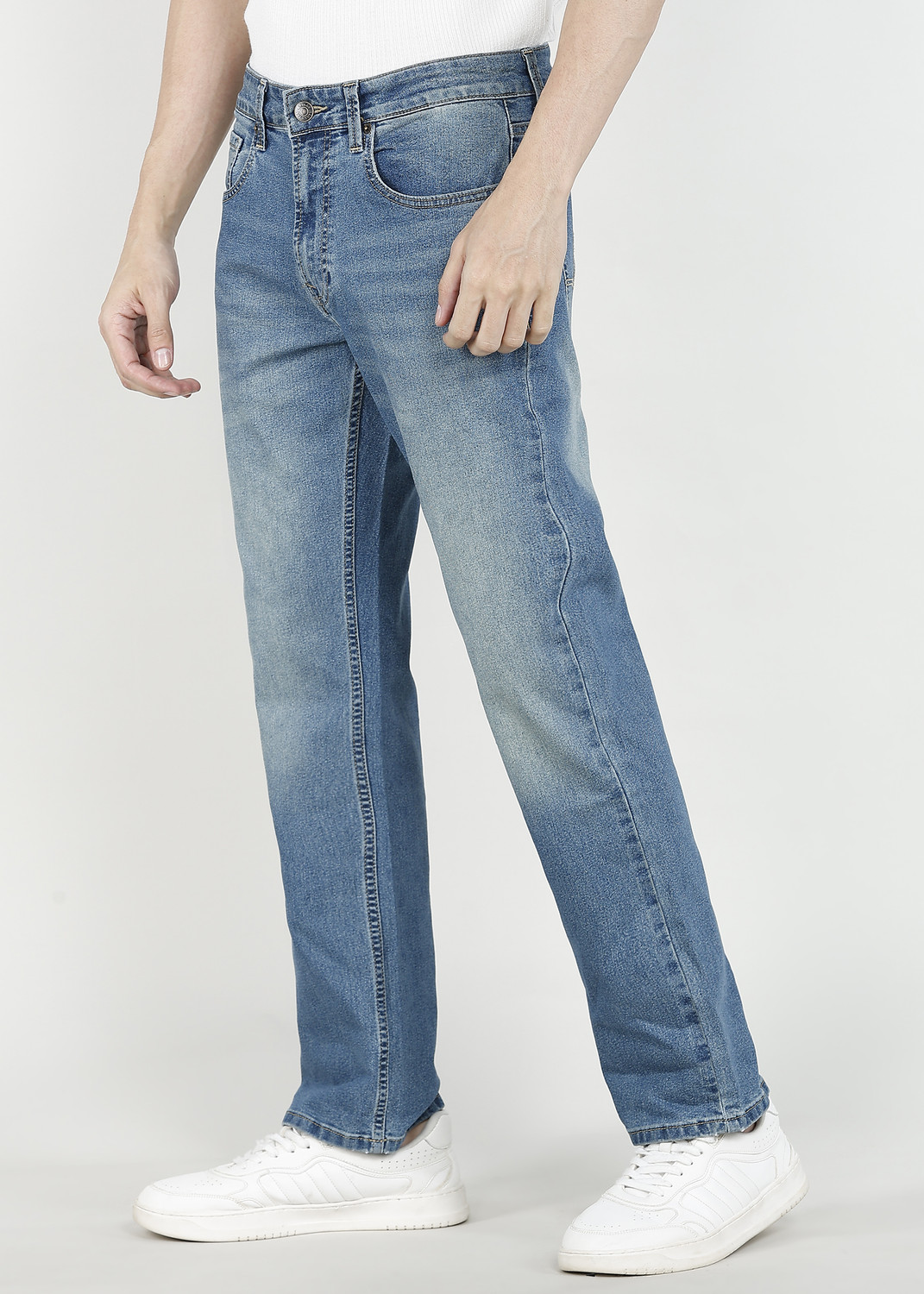 Image of Spykar Relaxed Fit Men Blue Jeans