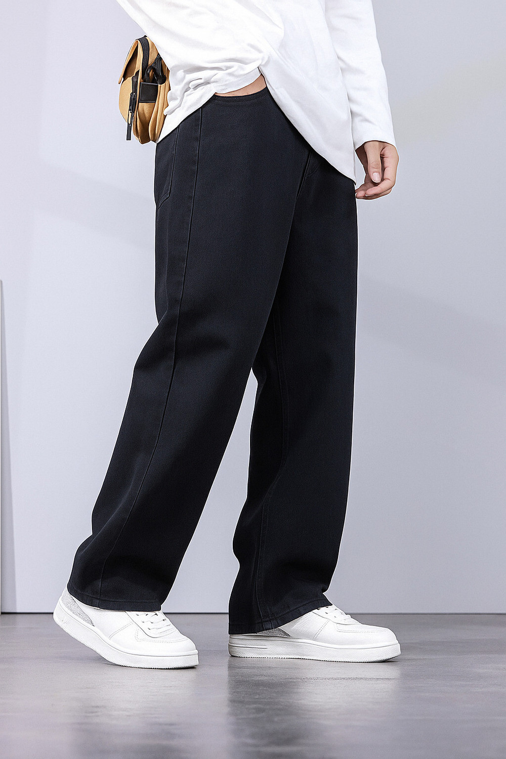 Image of James Webb Loose Fit Men Black Jeans