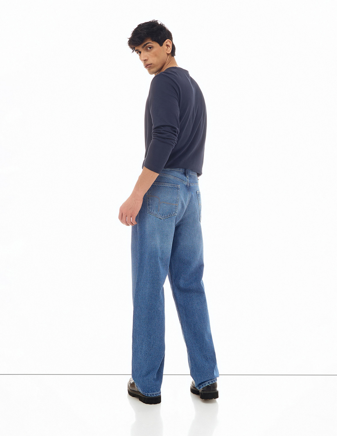 Image of FLYING MACHINE Loose Fit Men Blue Jeans