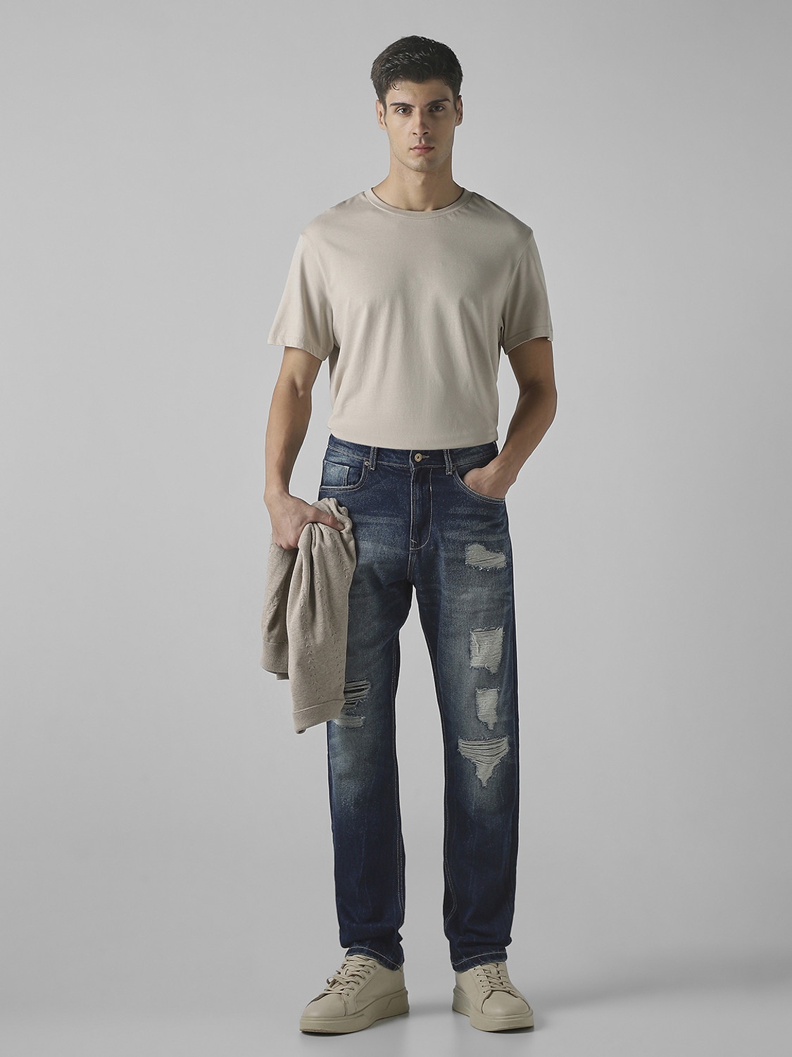 Image of MUFTI Loose Fit Men Blue Jeans