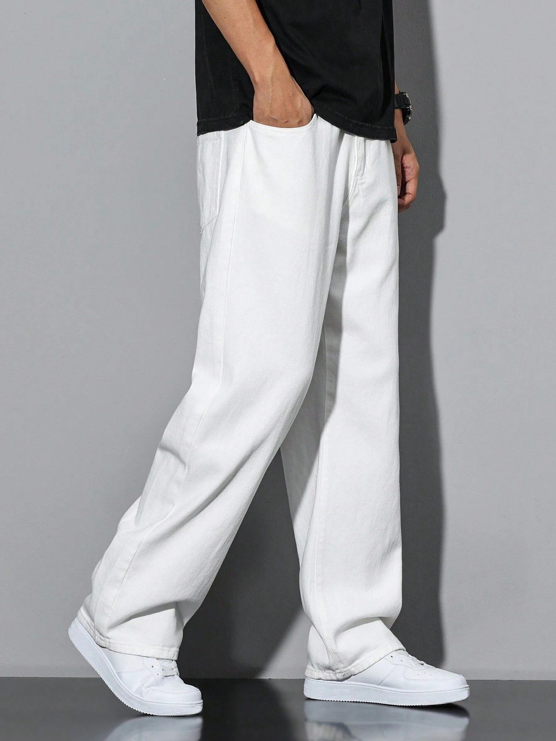 Image of Denim Life Loose Fit Men White Jeans