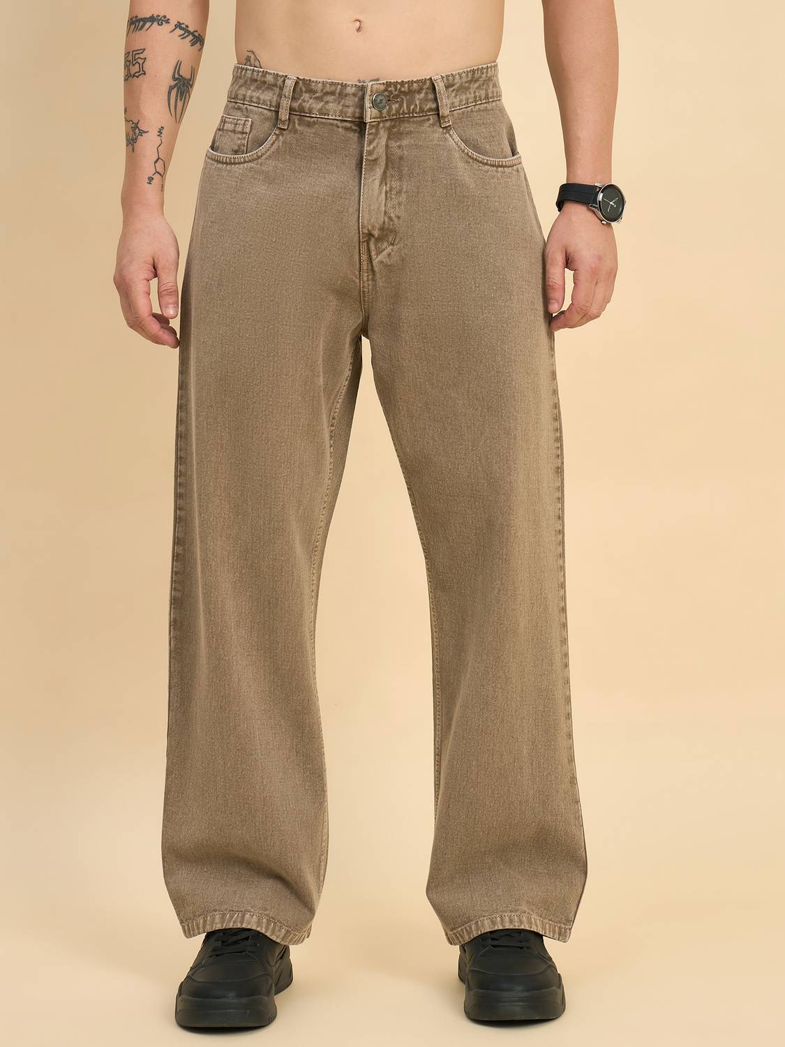 STUDIO नेक्स - Image 1