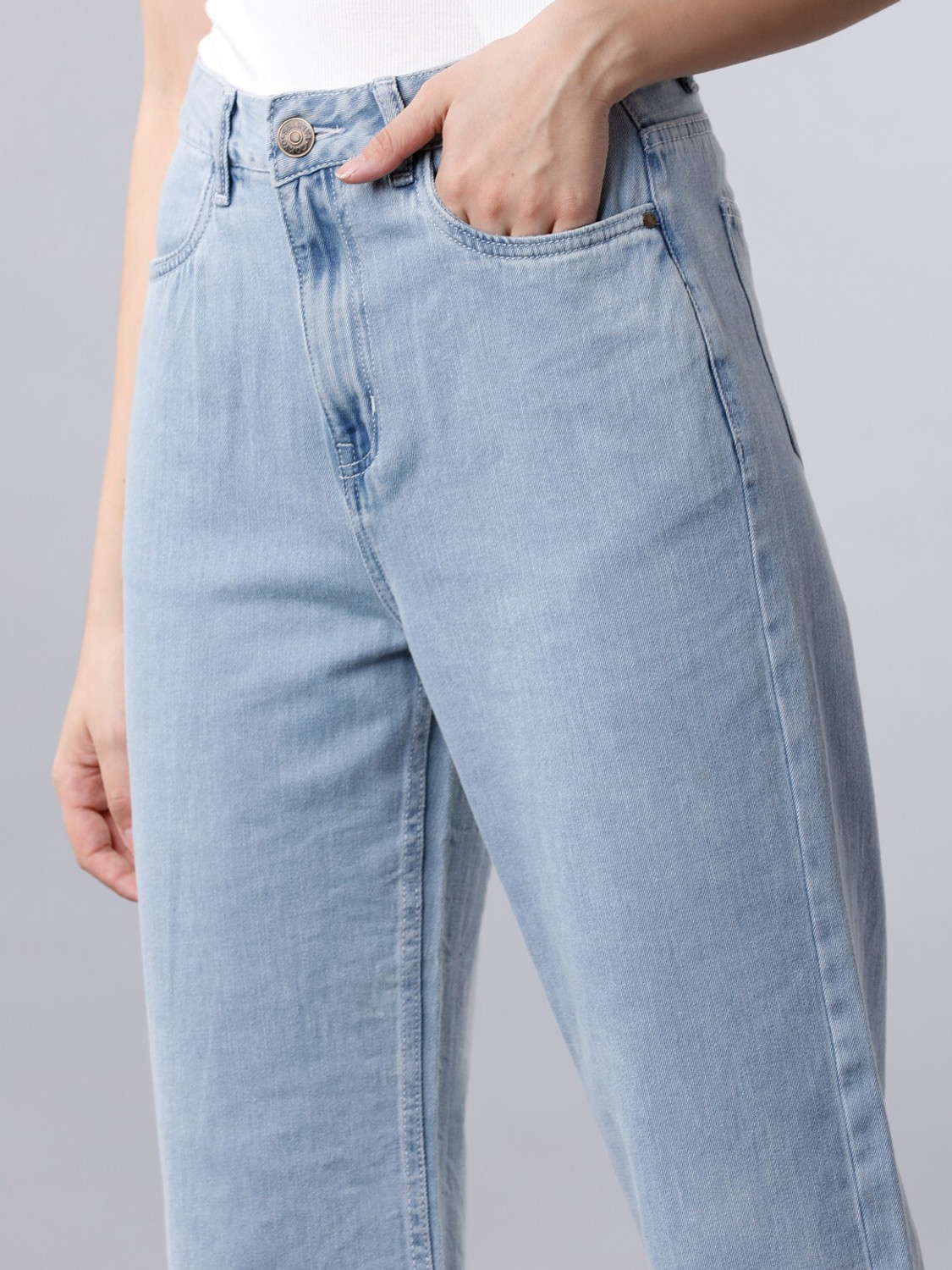 Image of Tokyo Talkies Flared Women Light Blue Jeans