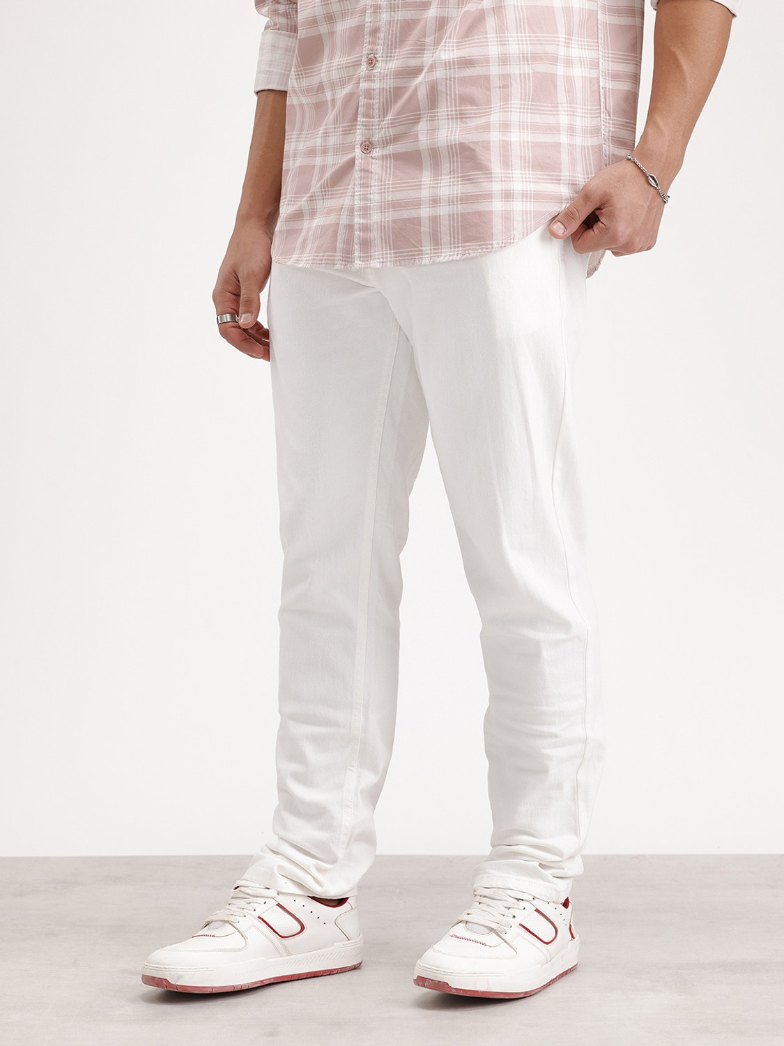 Image of WROGN Men Slim Mid Rise White Jeans