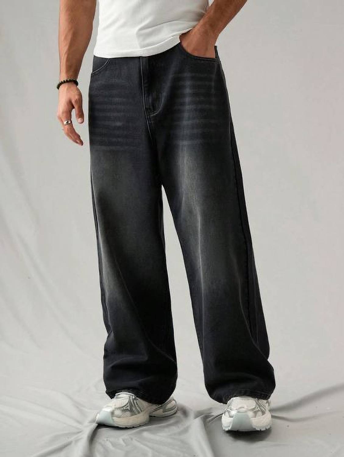 ZOVYA Baggy Fit Black Jeans - Image 2