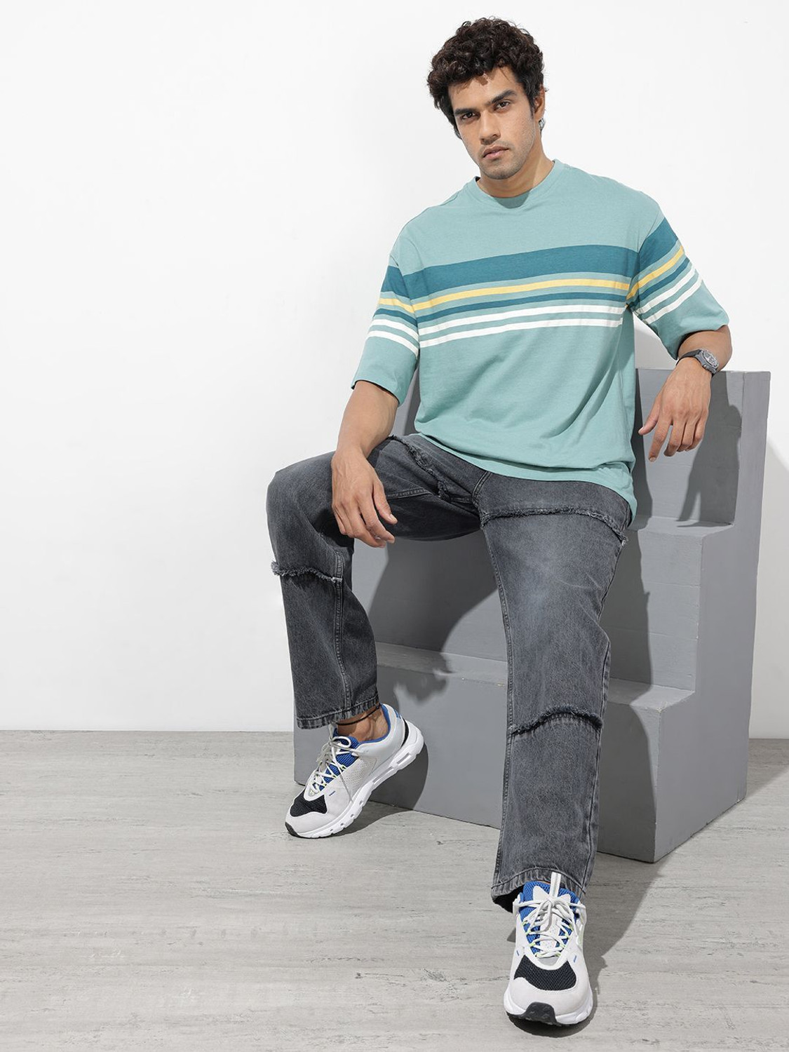 Image of Roadster Straight Fit Men Black Jeans
