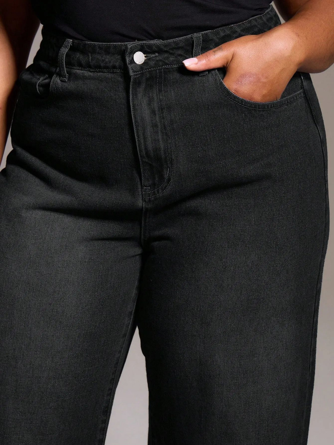 Image of Curvy CLOSET Relaxed Fit Women Black Jeans