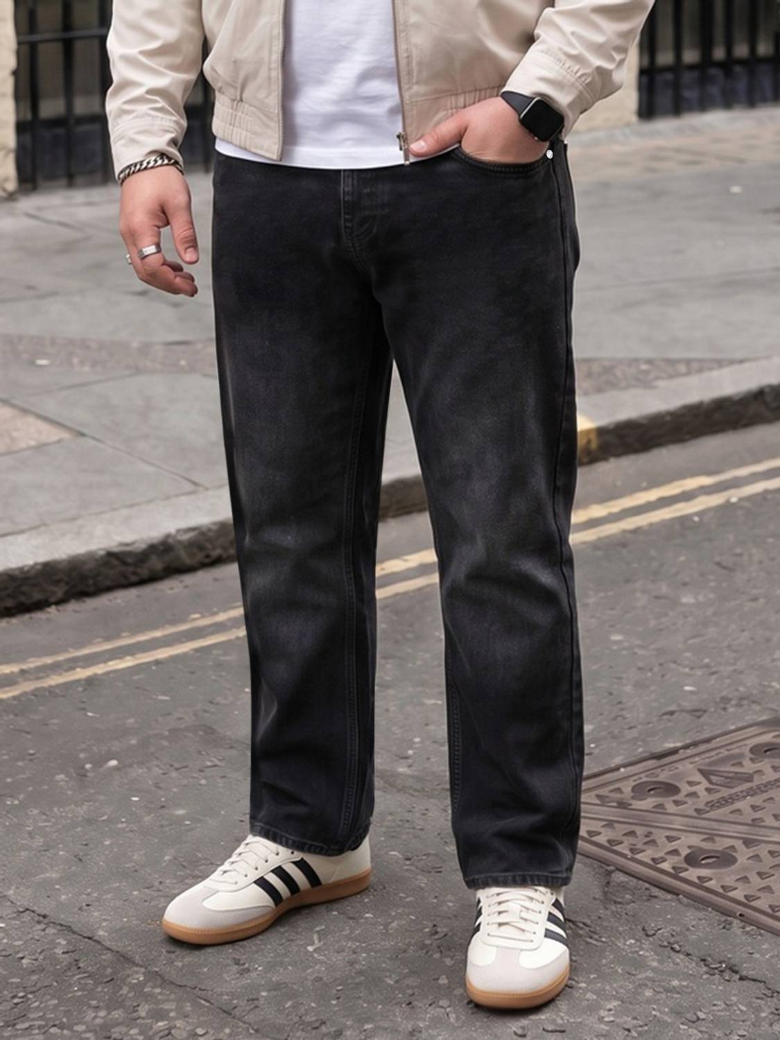 Urbano Plus Relaxed Fit Men Black Jeans