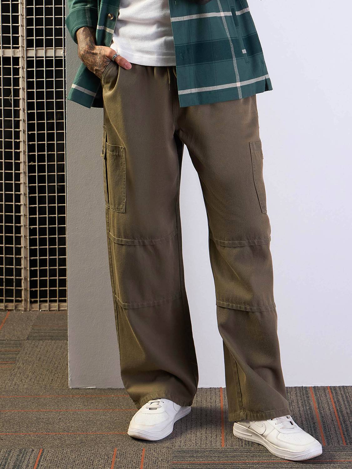 MASCLN SASSAFRAS Loose Fit Men Brown Jeans - Image 1