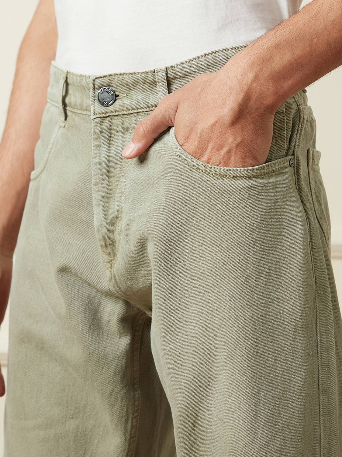 WROGN Men Green Relaxed Fit Jeans - Image 5