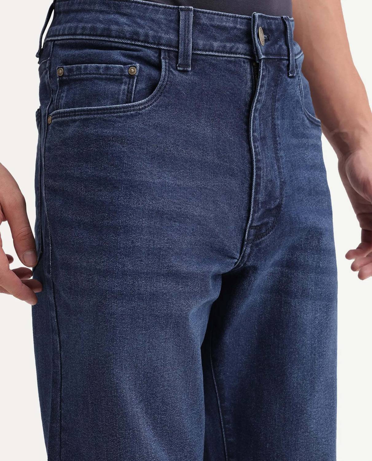 Men Regular Mid Rise Blue Jeans - Image 2