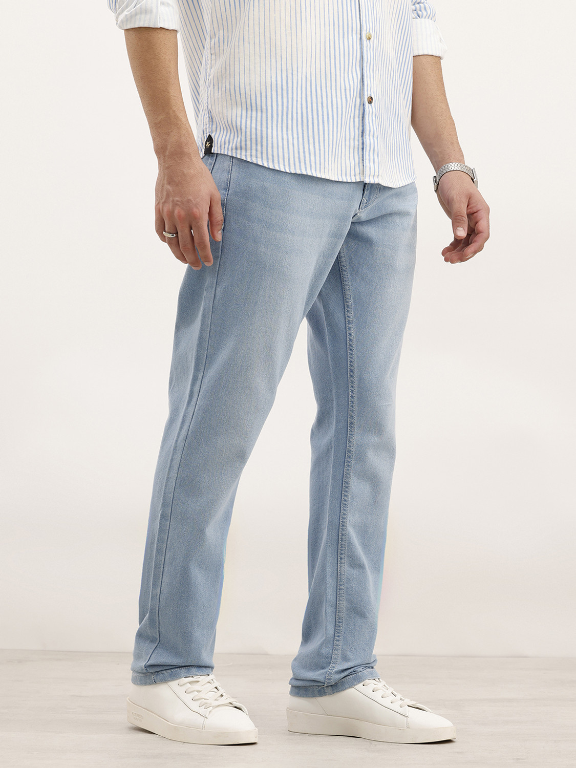 Image of WROGN Men Straight Fit Mid Rise Blue Jeans