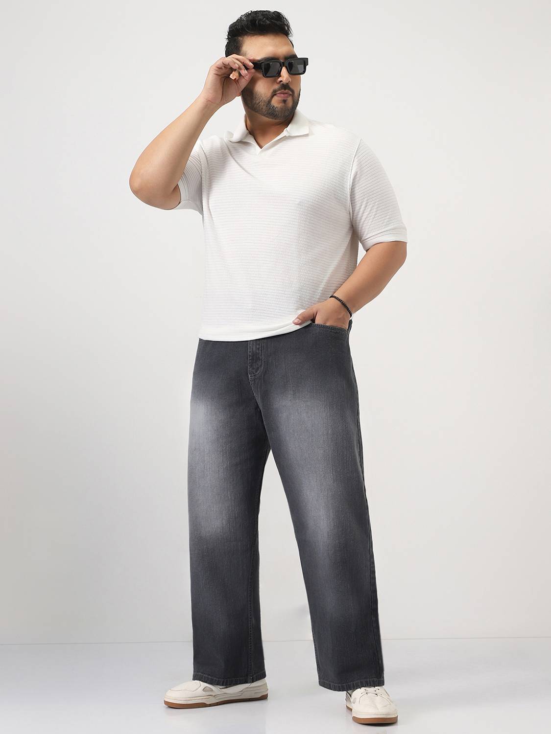 Urbano Plus Loose Fit Men Dark Grey Jeans - Image 4