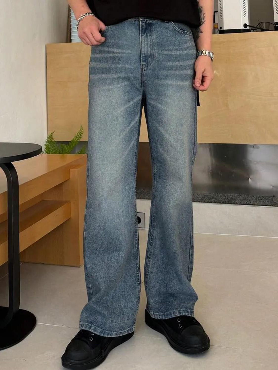Image of KOTTY Relaxed Fit Men Blue Jeans