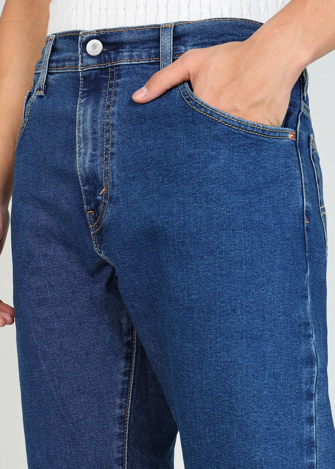 Image of LEVI'S Men Tapered Fit Mid Rise Blue Jeans