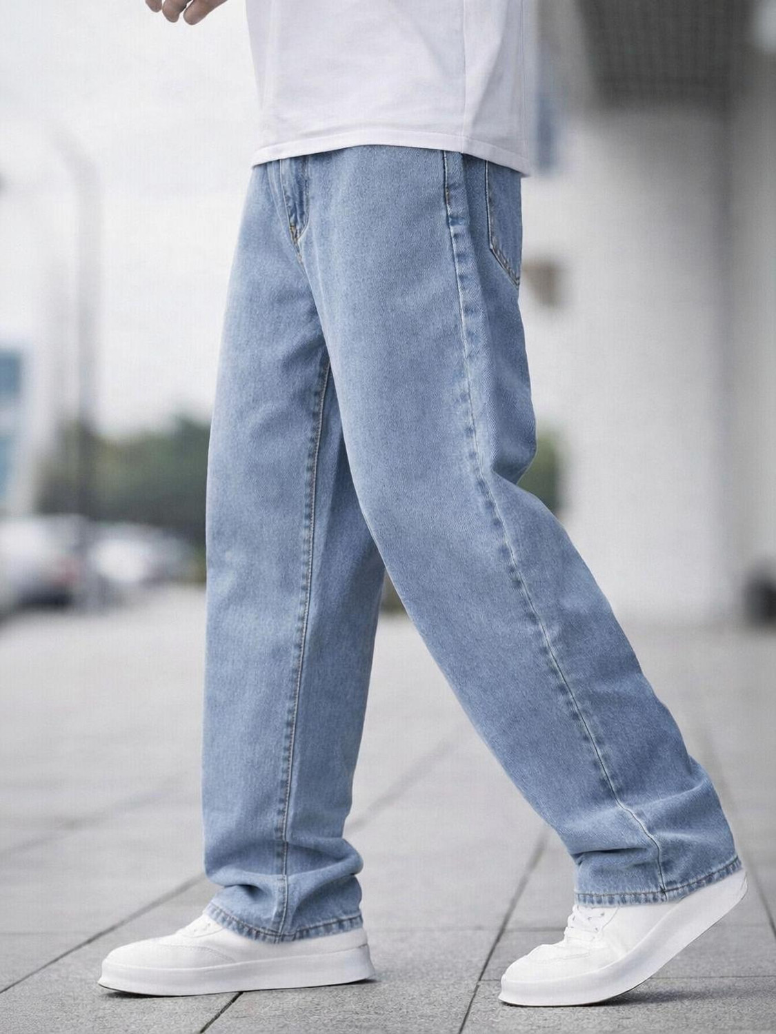 Image of ZARUME Straight Fit Men Light Blue Jeans