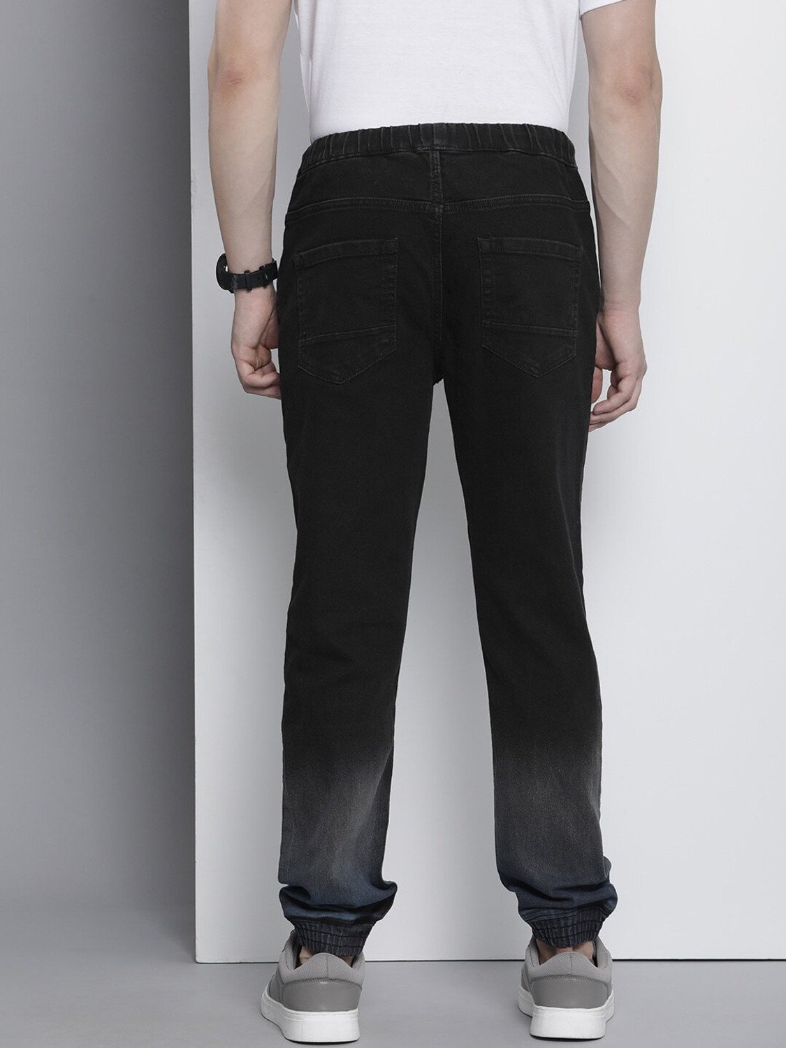 Image of The Indian Garage Co. Jogger Fit Men Black Jeans