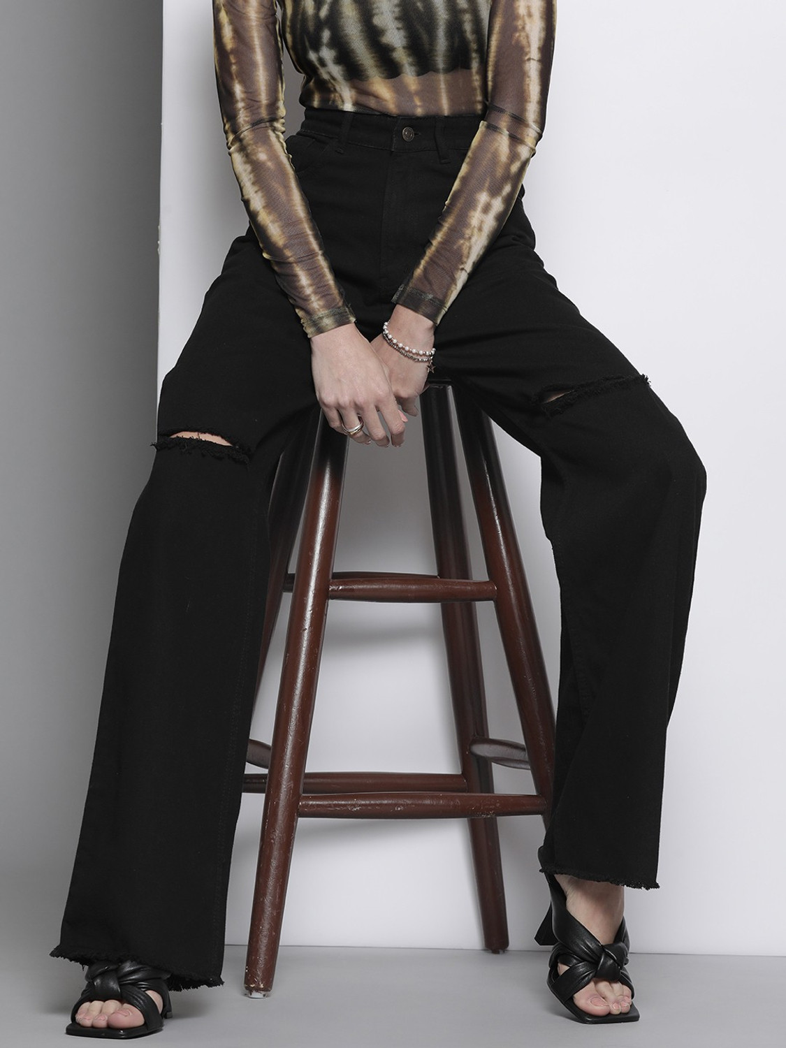Image of SASSAFRAS Straight Fit Women Black Jeans