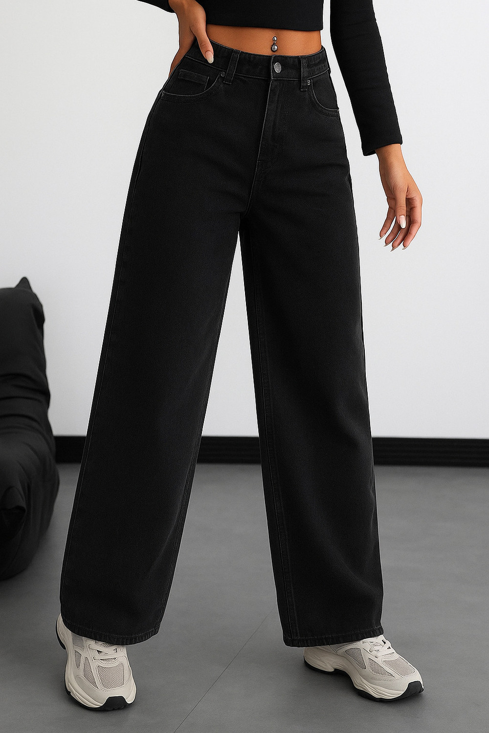 Image of KASHIAN Loose Fit Women Black Jeans