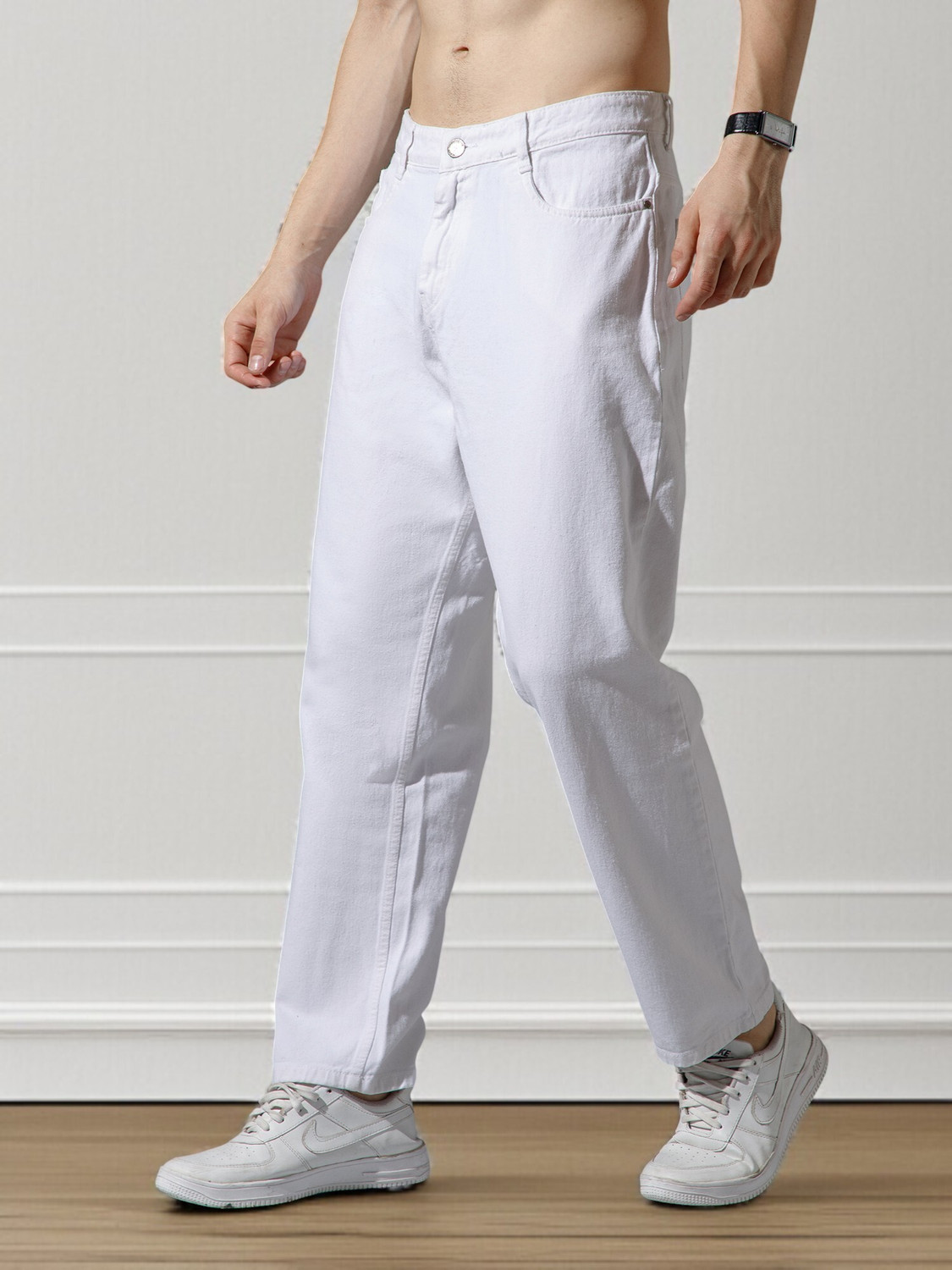 Image of STUDIO NEXX Men Loose Fit Mid Rise White Jeans