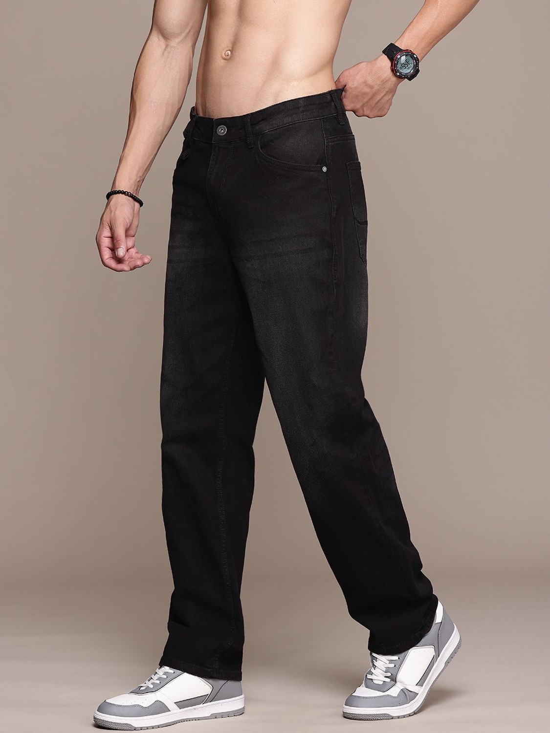 Image of Roadster Straight Fit Men Black Jeans